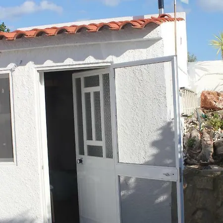 Mezzanine Studio בית נופש *