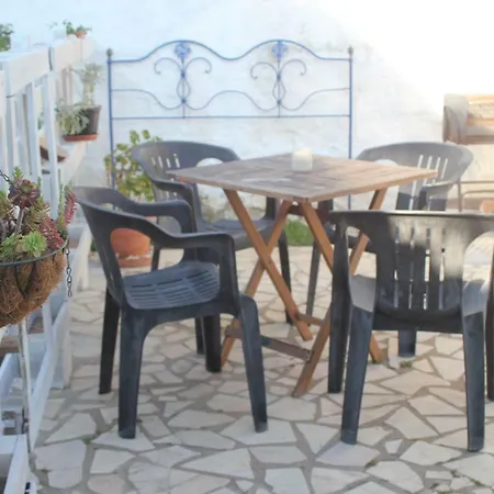 Holiday home Mezzanine Studio Manta Rota